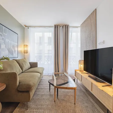 Apartment Panache Paris